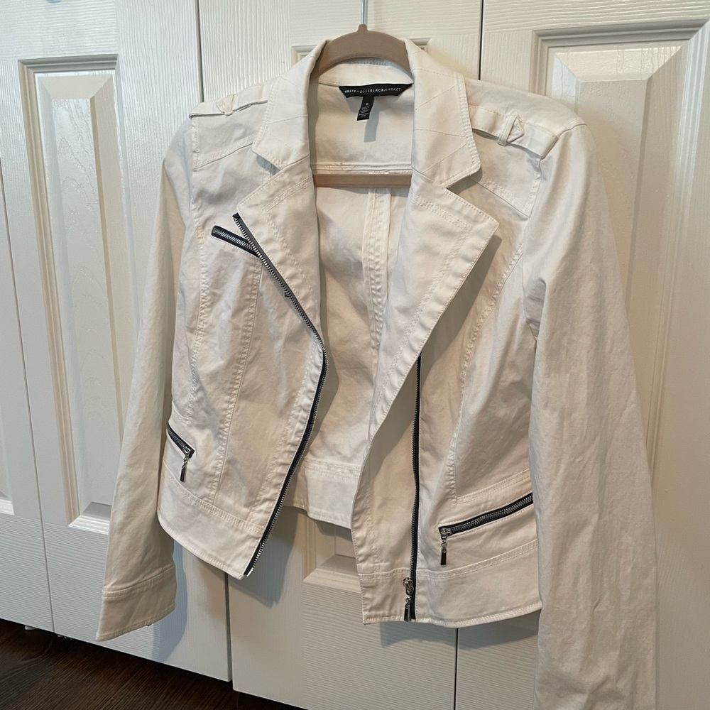 White House Black Market White Jacket Size 8